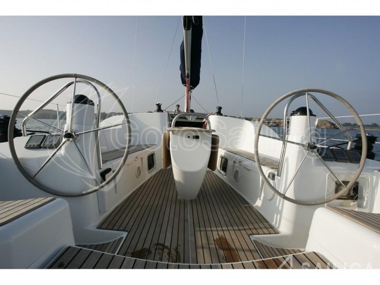 Sun Odyssey 42i - Yacht Charter Sailica