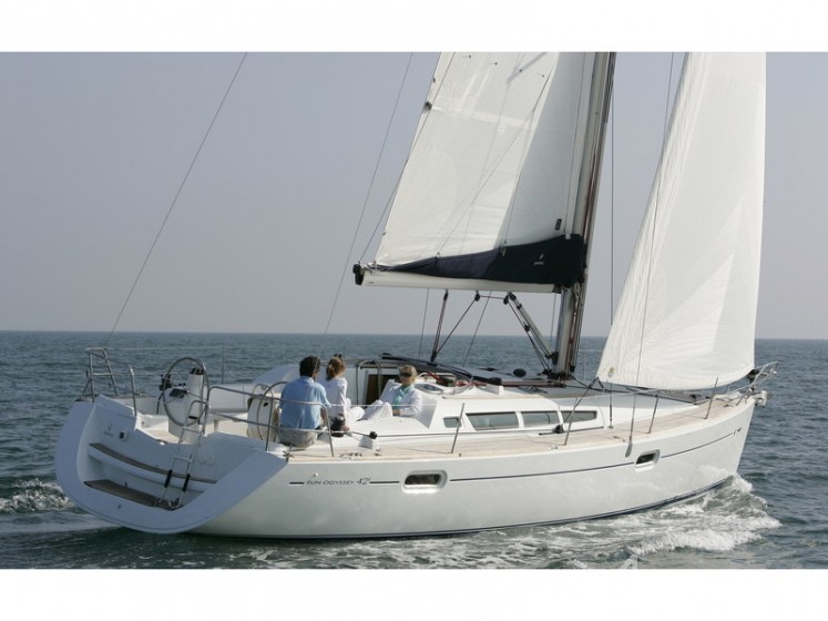 Sun Odyssey 42i - Yacht Charter Sailica