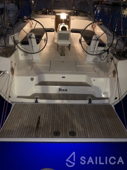 Bavaria 46 Cruiser - Yacht Charter Sailica
