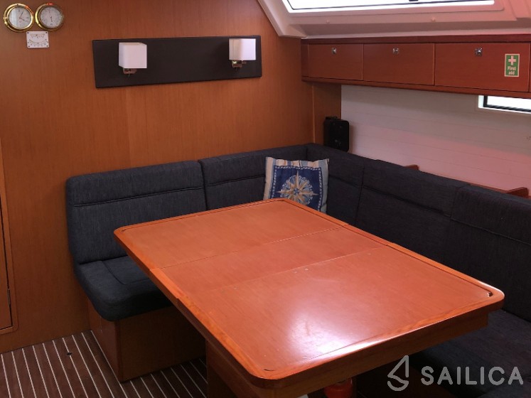 Bavaria 46 Cruiser - Yacht Charter Sailica