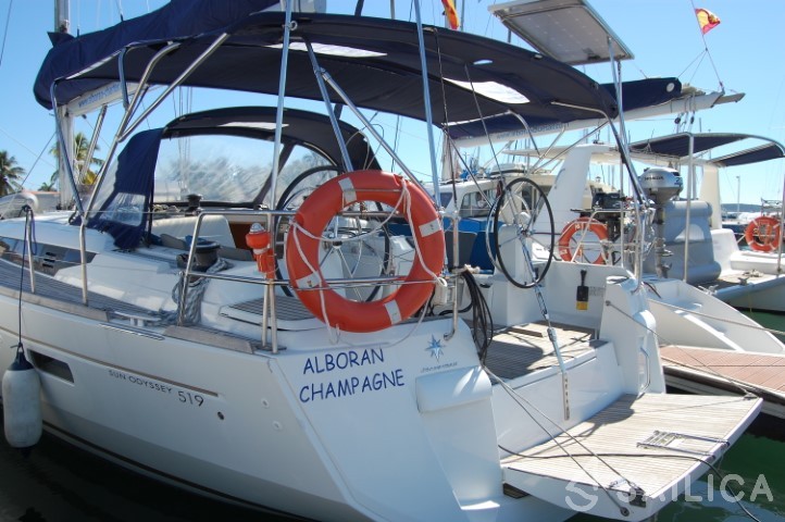 Sun Odyssey 519 - Yacht Charter Sailica