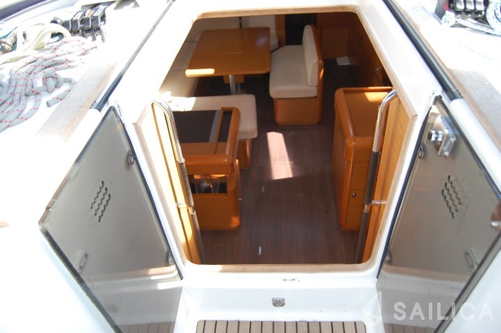 Sun Odyssey 519 - Yacht Charter Sailica