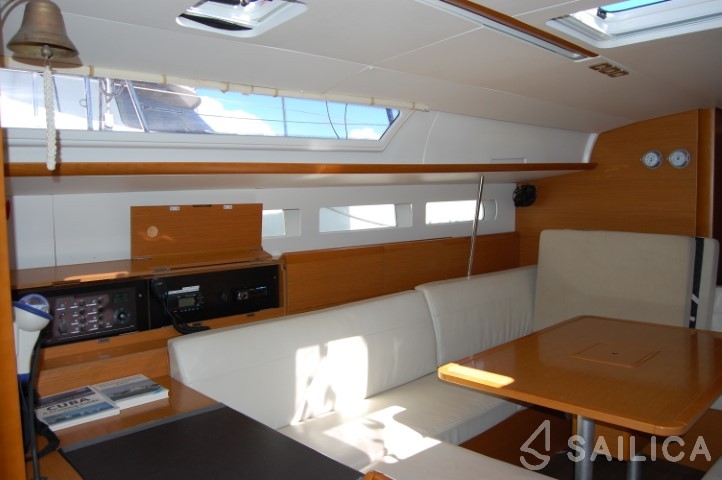 Sun Odyssey 519 - Yacht Charter Sailica