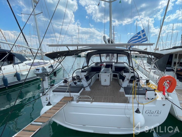 Oceanis 40.1 - Yacht Charter Sailica