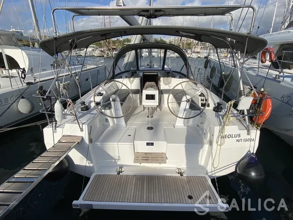 Bavaria C42 - Yacht Charter Sailica