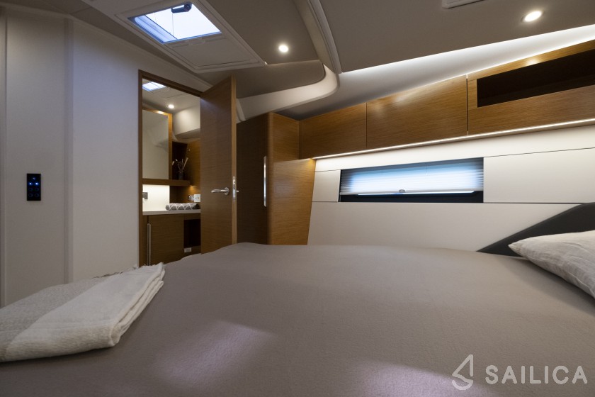 Hanse 460 - Yacht Charter Sailica