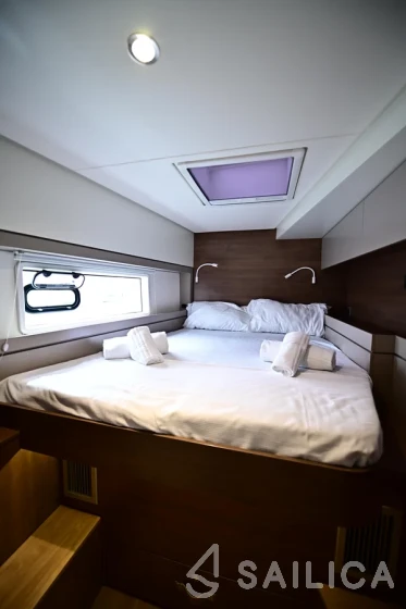 Bali 4.4 - Yacht Charter Sailica