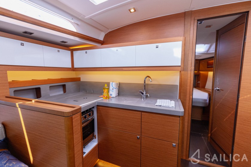 Dufour 470 - Yacht Charter Sailica