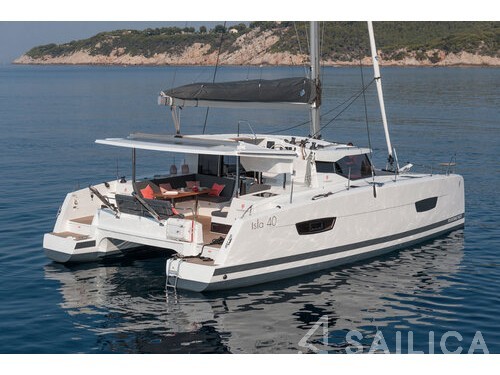 Isla 40 - Yacht Charter Sailica