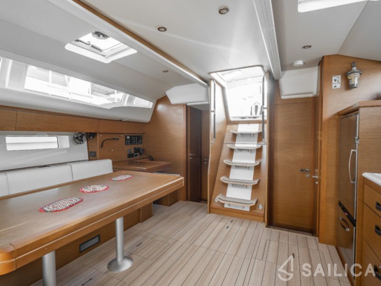 Jeanneau 54 - Yacht Charter Sailica