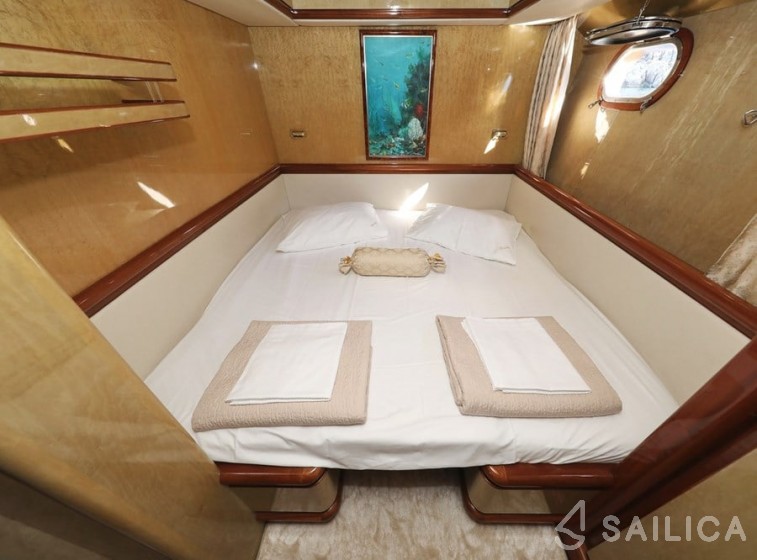 Motoryacht - Yacht Charter Sailica
