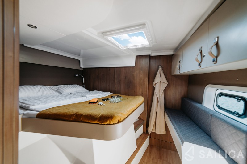 Bali Catspace - Yacht Charter Sailica
