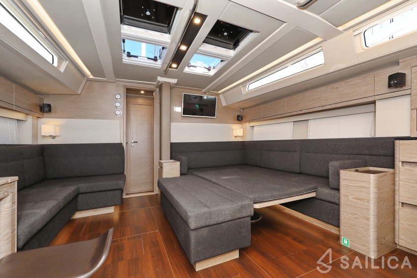 Hanse 548 - Yacht Charter Sailica