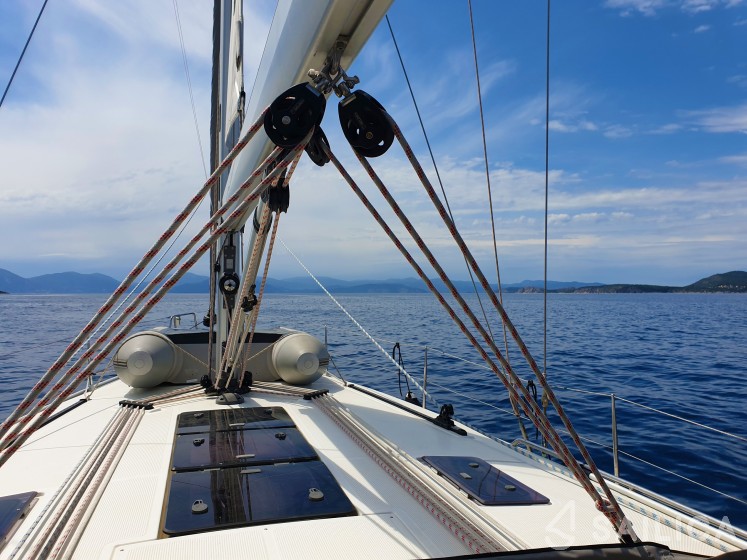 Bavaria 46 Cruiser - Yacht Charter Sailica