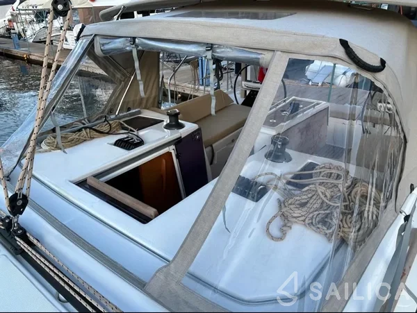 Dufour 390 Grand Large - Yacht Charter Sailica