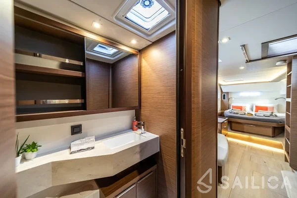 Lagoon 46  - Yacht Charter Sailica