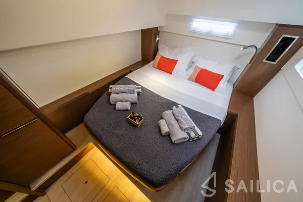 Lagoon 46  - Yacht Charter Sailica