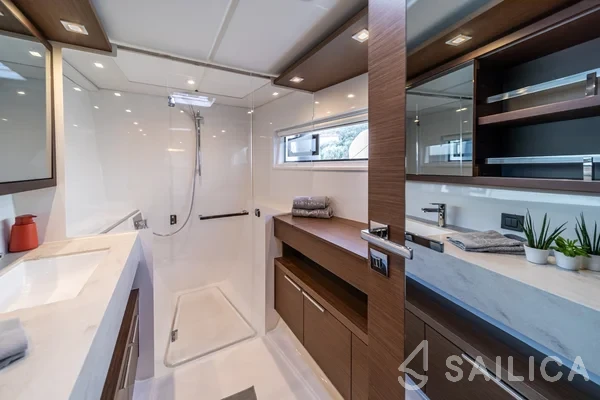 Lagoon 46  - Yacht Charter Sailica