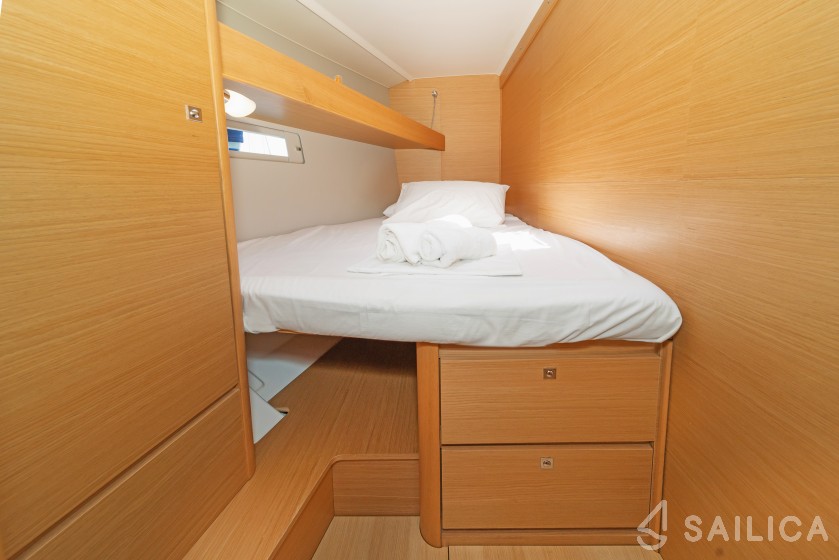 Dufour 460 GL - Yacht Charter Sailica