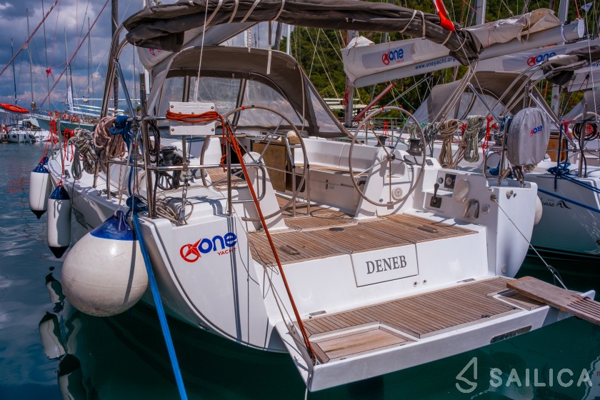 Hanse 445 - Yacht Charter Sailica