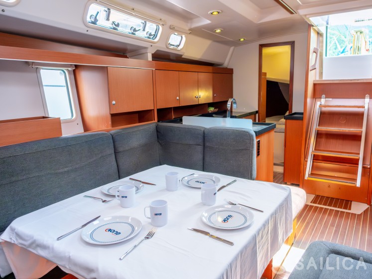 Hanse 445 - Yacht Charter Sailica