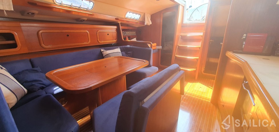 Grand Soleil 43 - Yacht Charter Sailica