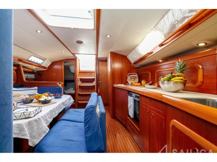 Grand Soleil 43 - Yacht Charter Sailica