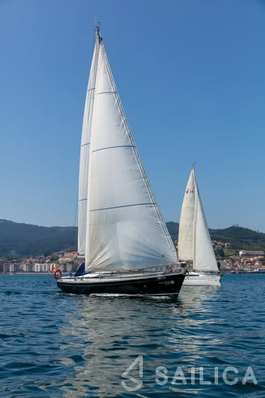 Grand Soleil 43 - Yacht Charter Sailica