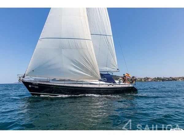 Grand Soleil 43 - Yacht Charter Sailica