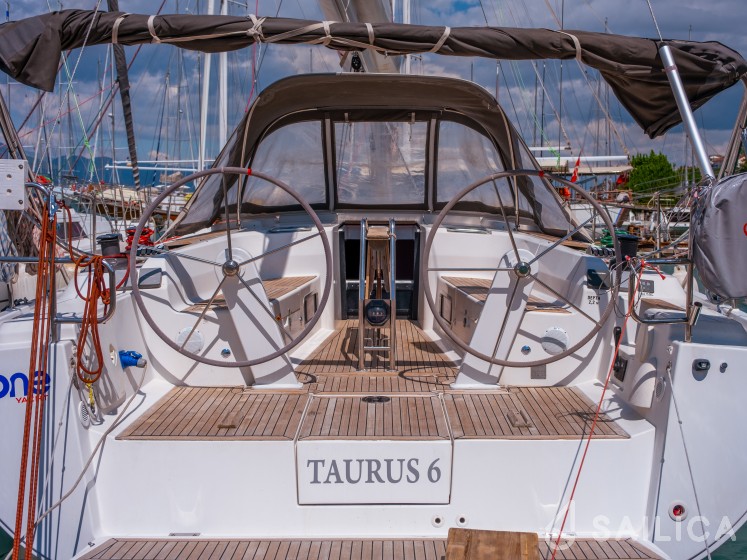 Hanse 445 - Yacht Charter Sailica