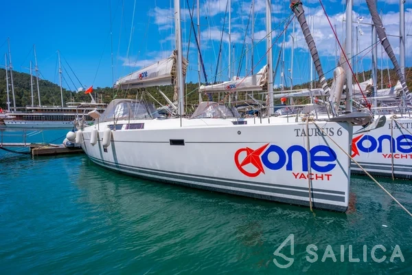 Hanse 445 - Yacht Charter Sailica