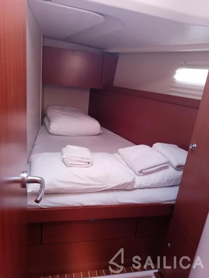 Hanse 445 - Yacht Charter Sailica