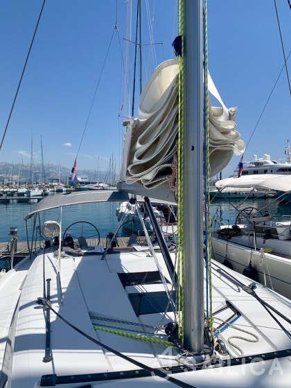 Hanse 445 - Yacht Charter Sailica