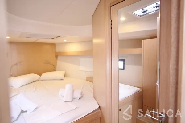 Bavaria C42 - Yacht Charter Sailica