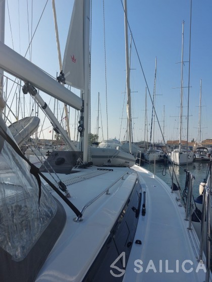 Bavaria C42 - Yacht Charter Sailica