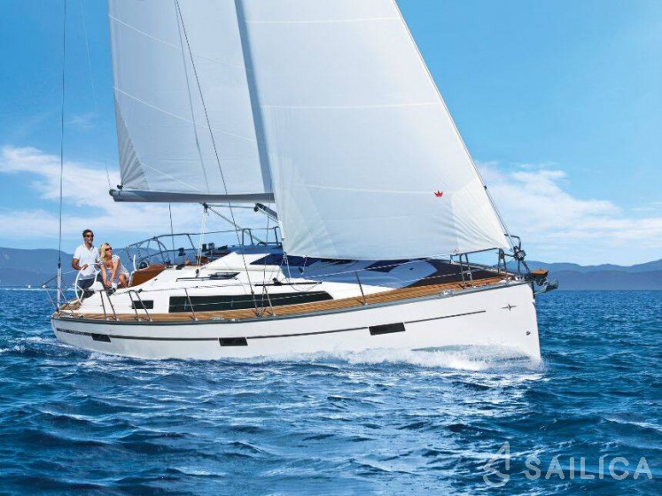 Bavaria 37 Cruiser - Yacht Charter Sailica