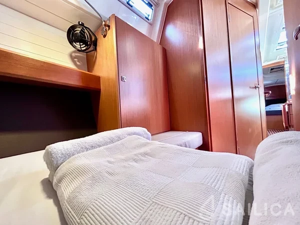 Bavaria 37 Cruiser - Yacht Charter Sailica