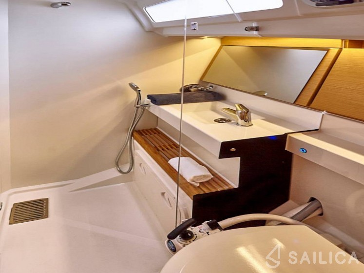 Sun Odyssey 440 - Yacht Charter Sailica