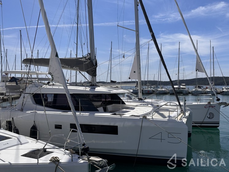 Leopard 45 - Yacht Charter Sailica