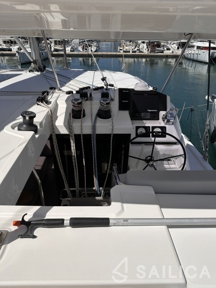 Leopard 45 - Yacht Charter Sailica