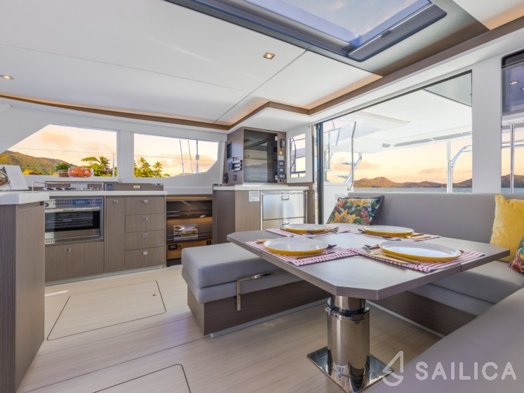 Leopard 45 - Yacht Charter Sailica
