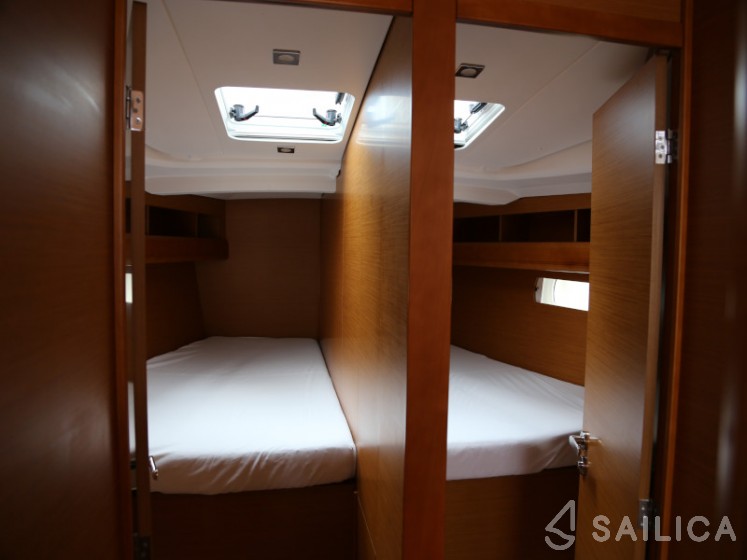 Sun Odyssey 479 - Yacht Charter Sailica