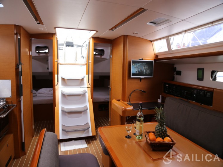 Sun Odyssey 479 - Yacht Charter Sailica