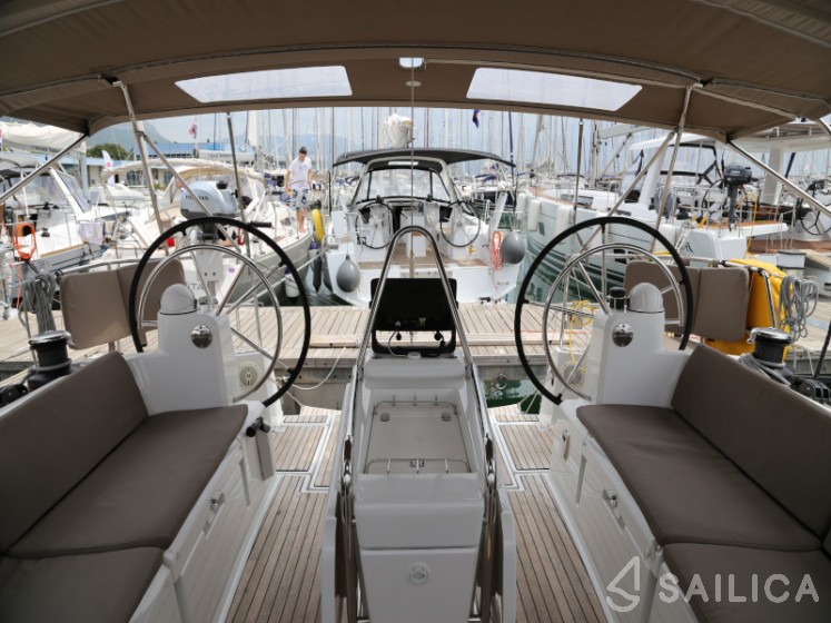 Sun Odyssey 479 - Yacht Charter Sailica