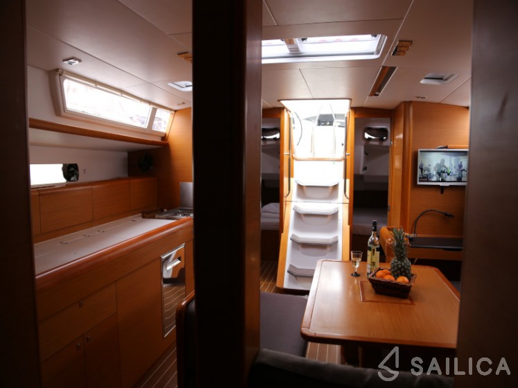 Sun Odyssey 479 - Yacht Charter Sailica