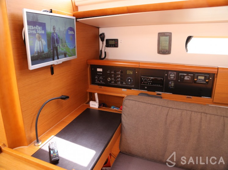 Sun Odyssey 479 - Yacht Charter Sailica