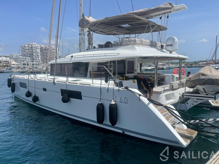 Lagoon 560 S2 - Yacht Charter Sailica