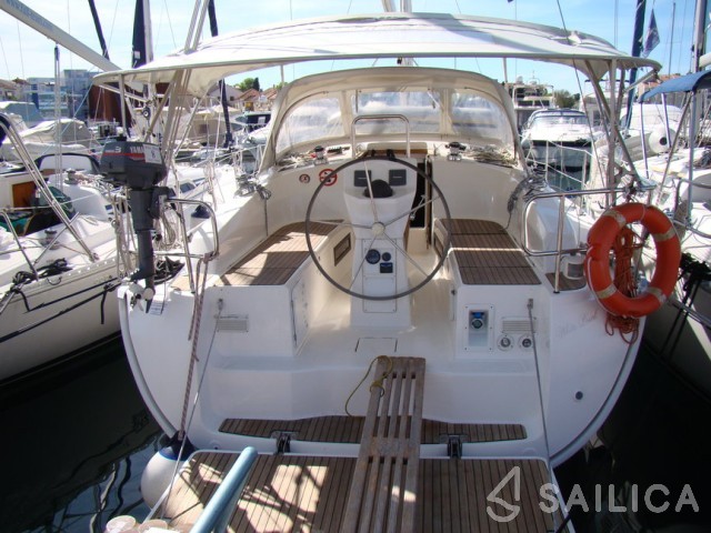Bavaria 36 Cruiser - Yacht Charter Sailica