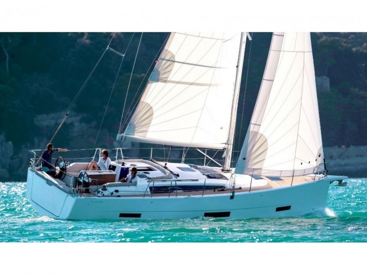 Dufour 382 GL - Yacht Charter Sailica