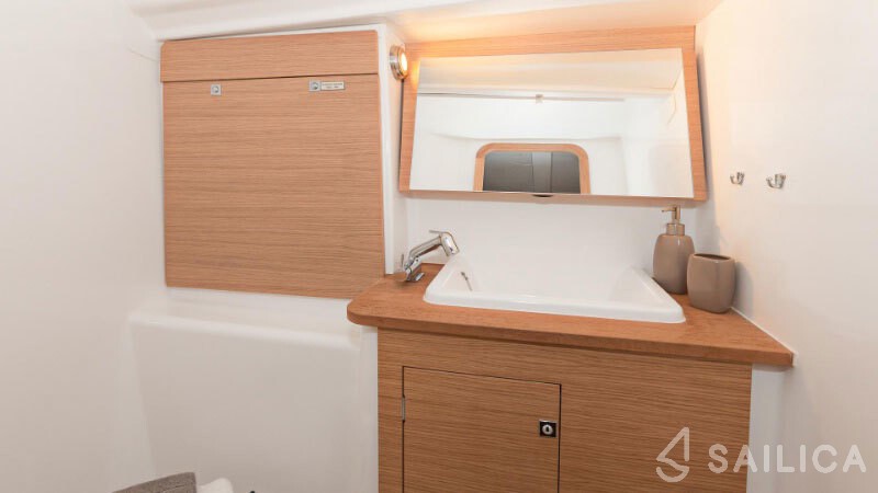 Dufour 382 GL - Yacht Charter Sailica